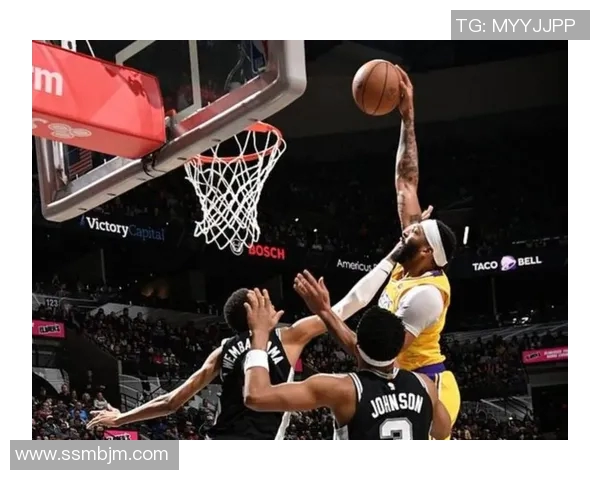 2015年11月12日马刺与开拓者激战回顾精彩瞬间与关键时刻分析